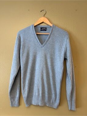 Vintage 70s Puritan Men's Light Blue V-Neck Sweater